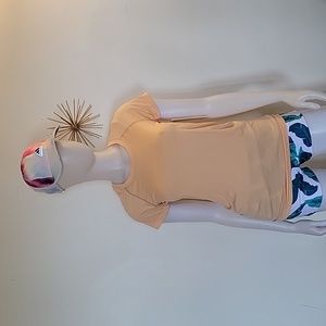 LULULEMON SWIFTLY TECH SHORT SLEEVE SIZE 6 NWT